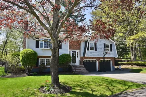 Exterior - 18 Aurele Cir, Reading, MA 01867 photo 2 of 8