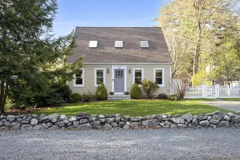 42 Pinewood Ave, Sudbury, MA 01776