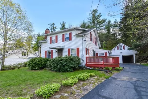 727 Pleasant St, Paxton, MA 01612