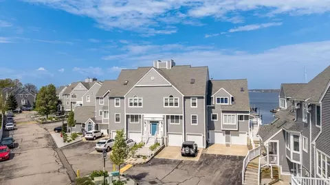 View/Area - 700 Shore Dr #509, Fall River, MA 02721 photo 5 of 7