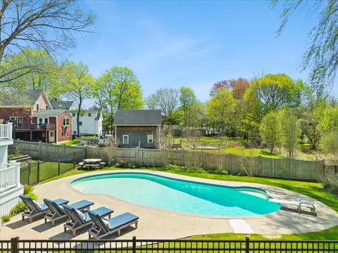 Exterior - 1480 Great Plain Ave, Needham, MA 02492 photo 7 of 9