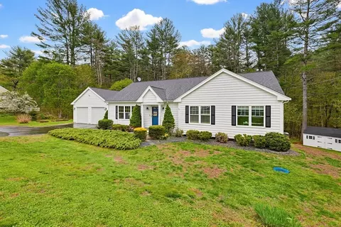 Exterior - 36 Brooks St, Upton, MA 01568 photo 9 of 10