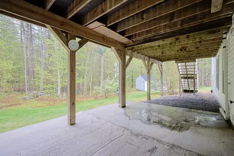 Exterior - 36 Brooks St, Upton, MA 01568 photo 8 of 10