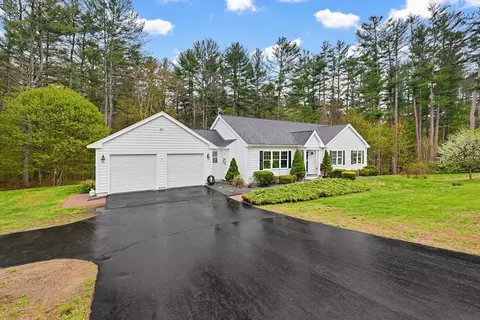 Exterior - 36 Brooks St, Upton, MA 01568 photo 10 of 10