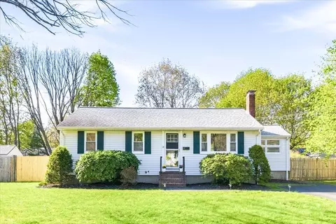 32 Essex Rd, Sharon, MA 02067