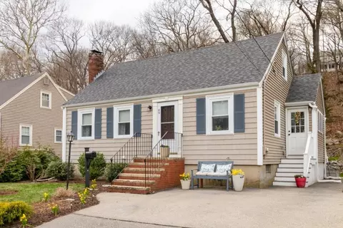 49 Brookside Rd, Braintree, MA 02184
