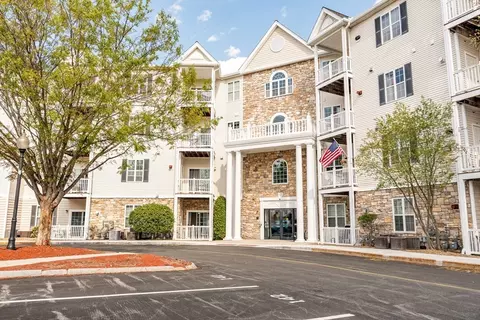 21 Hampshire Rd #312, Methuen, MA 01844