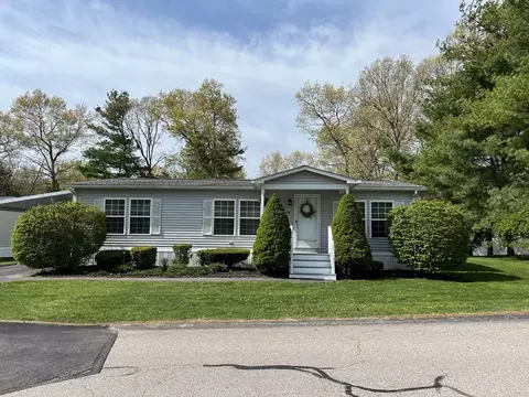 50 Highland St #260, Taunton, MA 02780