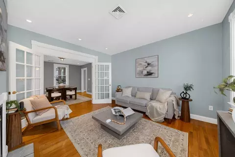 93 Baldwin St #1, Boston, MA 02129