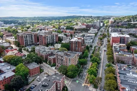 60 Longwood Ave #408, Brookline, MA 02446