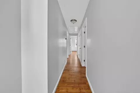 Entry Way - 165 Grant St, Fall River, MA 02721 photo 4 of 4