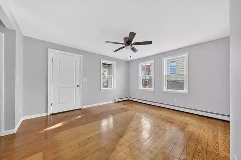 Living - 165 Grant St, Fall River, MA 02721 photo 3 of 6