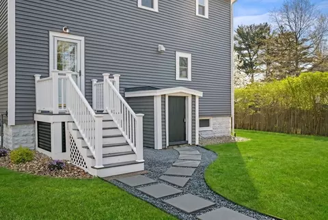 526 Cabot, Beverly, MA 01915 photo 38