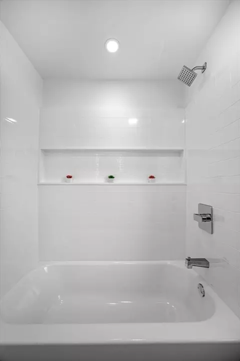 526 Cabot, Beverly, MA 01915 photo 27