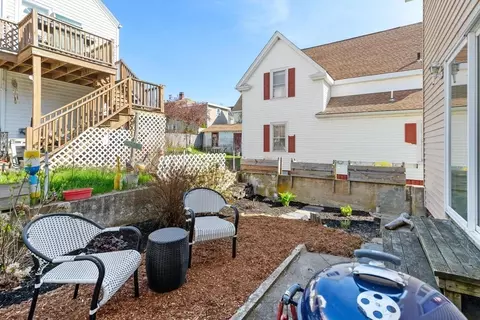 Exterior - 8 12 Myrtle Sq, Gloucester, MA 01930 photo 2 of 5