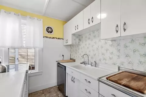 Kitchen - 8 12 Myrtle Sq, Gloucester, MA 01930 photo 1 of 2