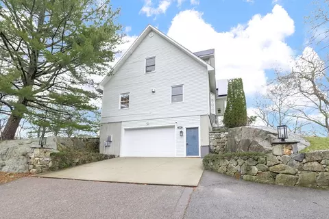 19 Hammersmith Dr, Saugus, MA 01906 photo 3