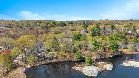 19 Hammersmith Dr, Saugus, MA 01906 photo 29