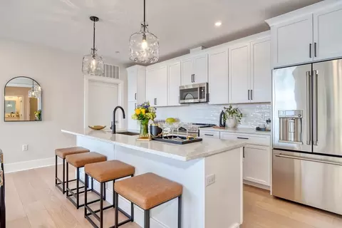 62 Foundry St #409, Wakefield, MA 01880