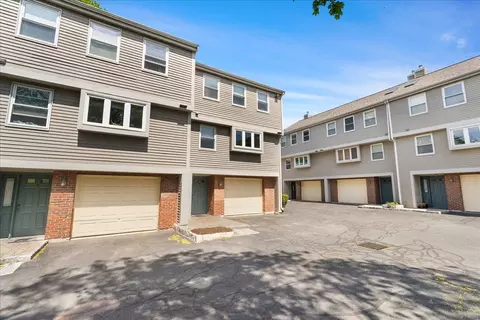 174 Adams #6, Newton, MA 02458