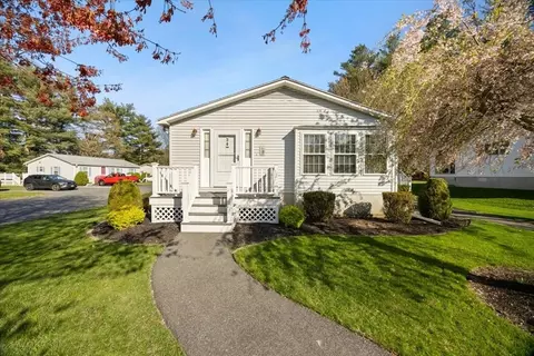 2 Ridgewood Cir, Bridgewater, MA 02324