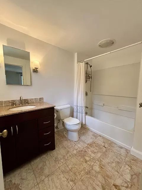 Bath - 7 Longmeadow Rd, Weston, MA 02493 photo 2 of 2
