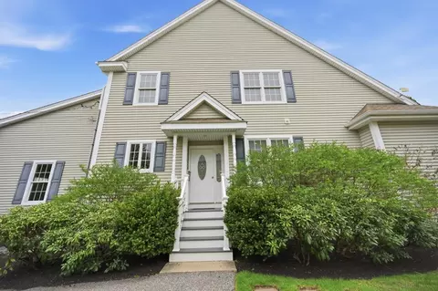 56 Merrimac St #B, Woburn, MA 01801