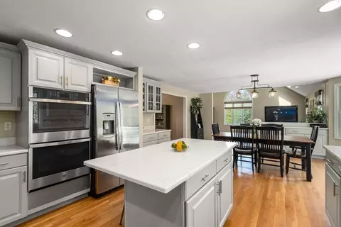 Kitchen - 77 Azalea Rd, Sharon, MA 02067 photo 4 of 5