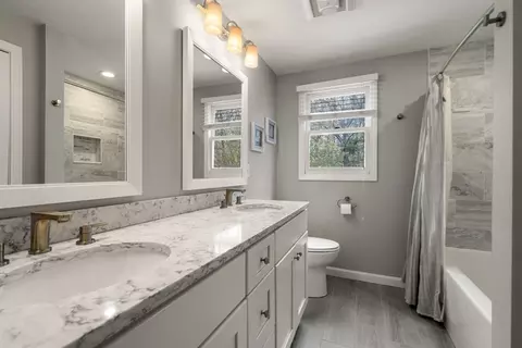 Bath - 77 Azalea Rd, Sharon, MA 02067 photo 2 of 3