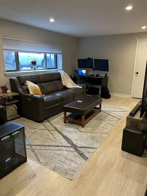 83 Nicholas Rd #D, Framingham, MA 01701 photo 6