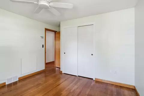 Bedroom - 33 Druid Hill Rd, Springfield, MA 01129 photo 5 of 7