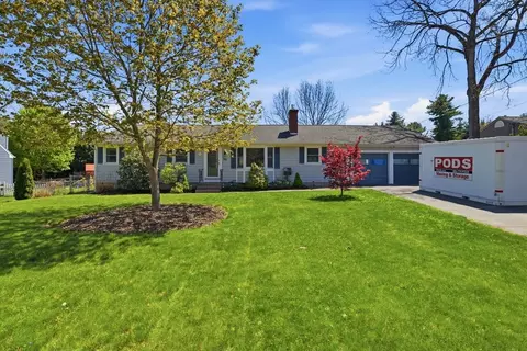Exterior - 33 Druid Hill Rd, Springfield, MA 01129 photo 2 of 8