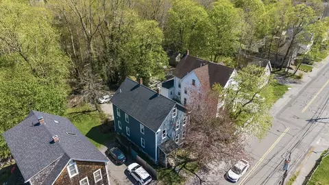 65 Oak St, Middleboro, MA 02346