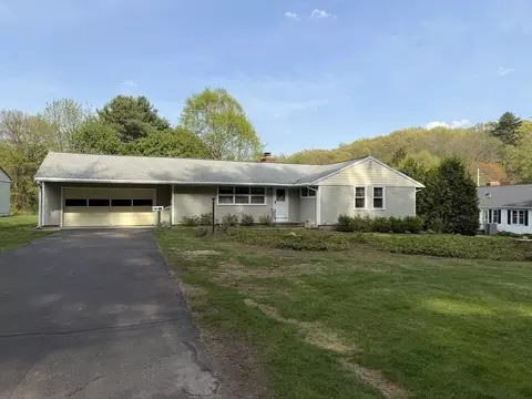 34 Bassett Rd, Holyoke, MA 01040