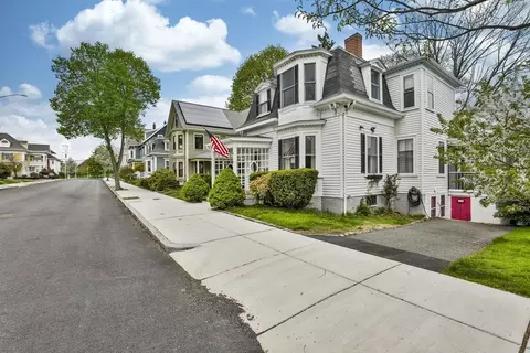 Exterior - 34 Abbott St, Beverly, MA 01915 photo 4 of 6