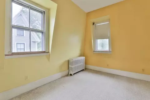 Bedroom - 34 Abbott St, Beverly, MA 01915 photo 6 of 7