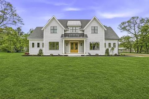 125 W Plain St, Wayland, MA 01778