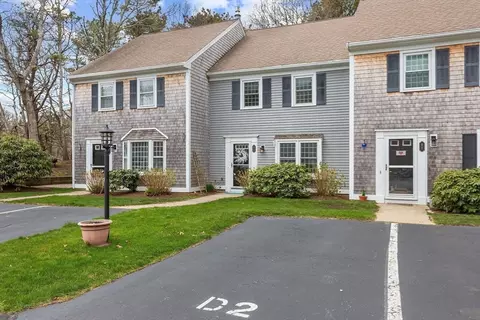 Exterior - 287 Ocean St #D2, Hyannis, MA 02601 photo 4 of 4