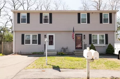 3 Christina Dr #A, Peabody, MA 01960