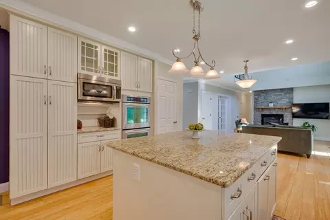 Kitchen - 5 Bretton Rd, Dover, MA 02030 photo 3 of 6