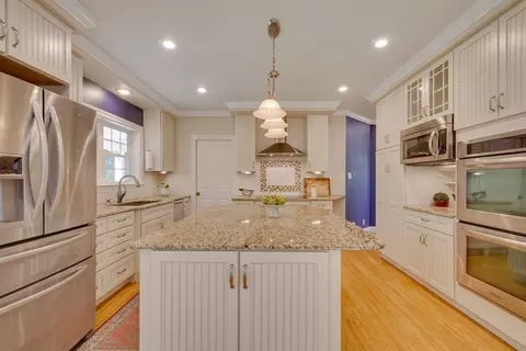 Kitchen - 5 Bretton Rd, Dover, MA 02030 photo 4 of 6