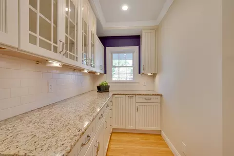 Kitchen - 5 Bretton Rd, Dover, MA 02030 photo 6 of 6