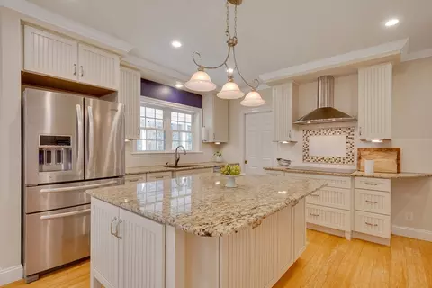 Kitchen - 5 Bretton Rd, Dover, MA 02030 photo 1 of 6