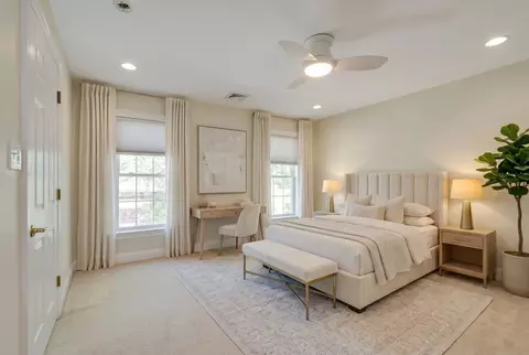Bedroom - 5 Bretton Rd, Dover, MA 02030 photo 3 of 5