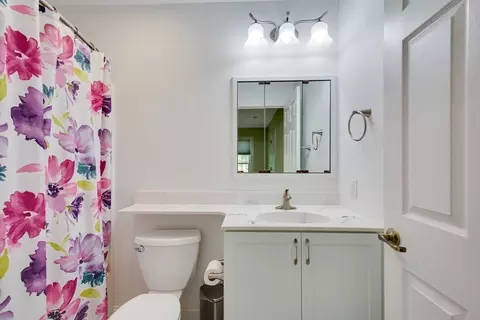 Bath - 5 Bretton Rd, Dover, MA 02030 photo 6 of 7