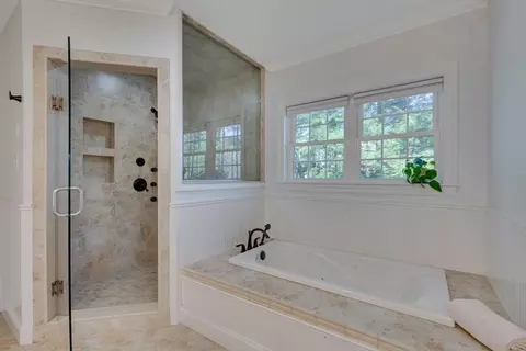 Bath - 5 Bretton Rd, Dover, MA 02030 photo 3 of 7