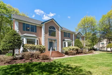 4 Knife Shop Ln, Sharon, MA 02067