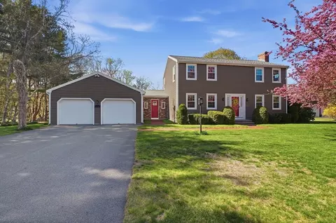 5 Brian Cir, Grafton, MA 01519