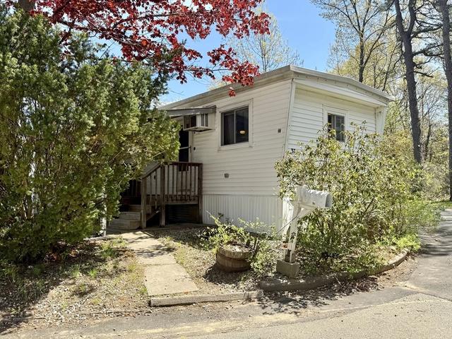 37 Grouse Dr, Chicopee, MA 01020