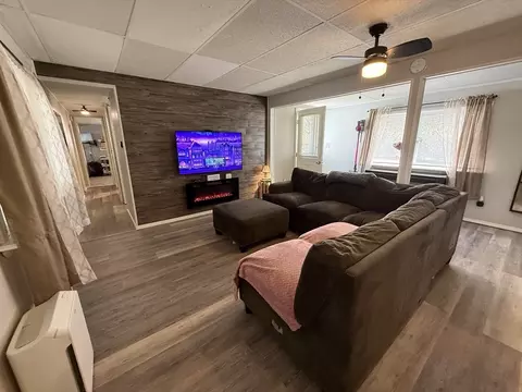 37 Grouse Dr, Chicopee, MA 01020 photo 5